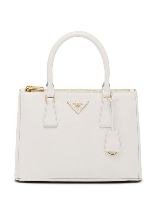 PRAD/\