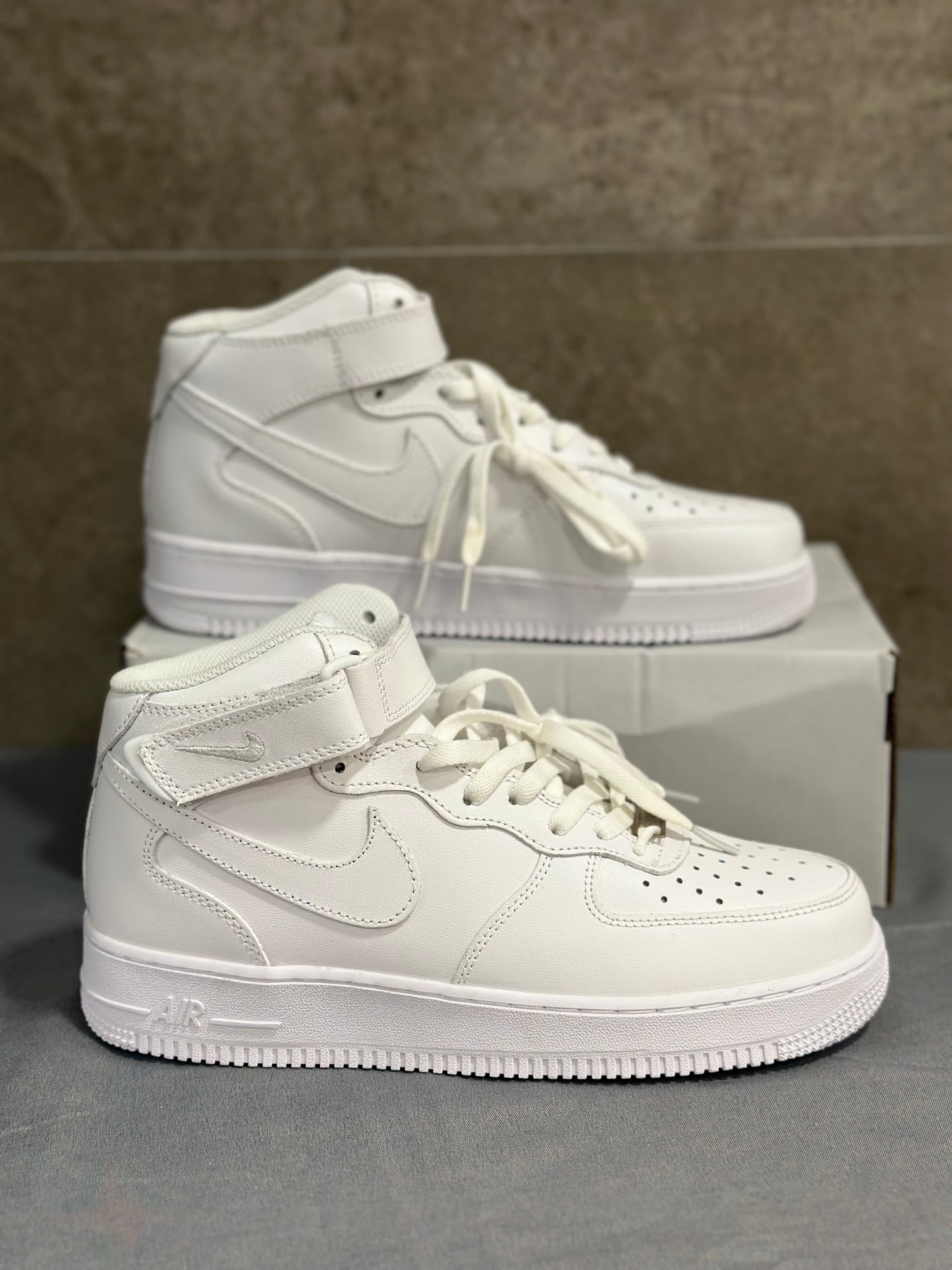 AF 1 MID