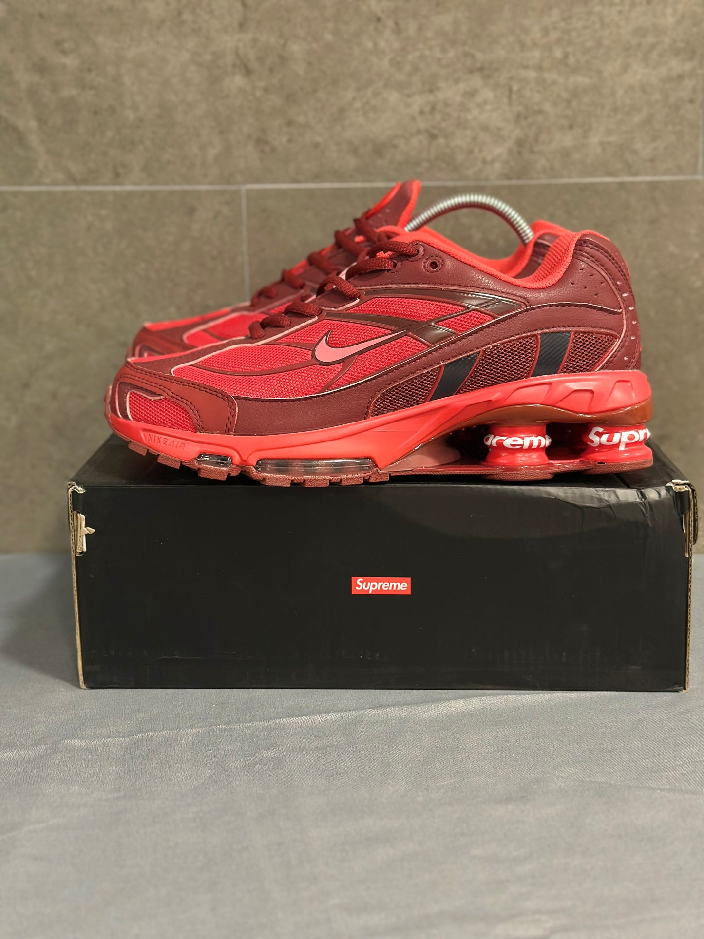 SHOX SUPREME RED